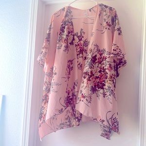 Pink floral kimono coverup, like new